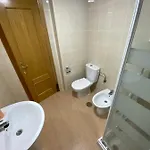 Piso Centrico, Con Amplia Terraza, 3 Ribeira
