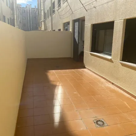 Piso Centrico, Con Amplia Terraza, 3 *