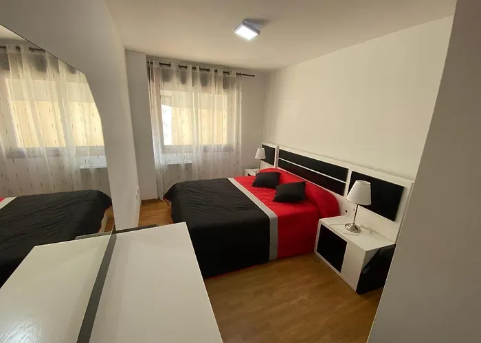 Piso Centrico, Con Amplia Terraza, 3 דירה *