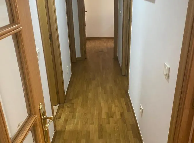 Piso Centrico, Con Amplia Terraza, 3 *